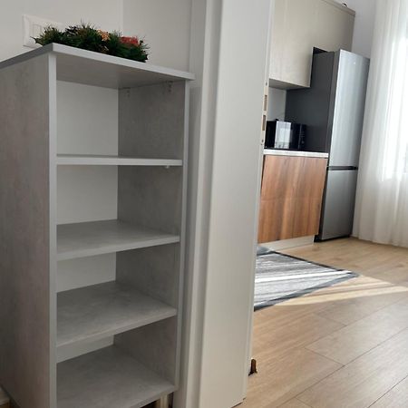 Sunny City Center Apartment Lezhë Exterior foto